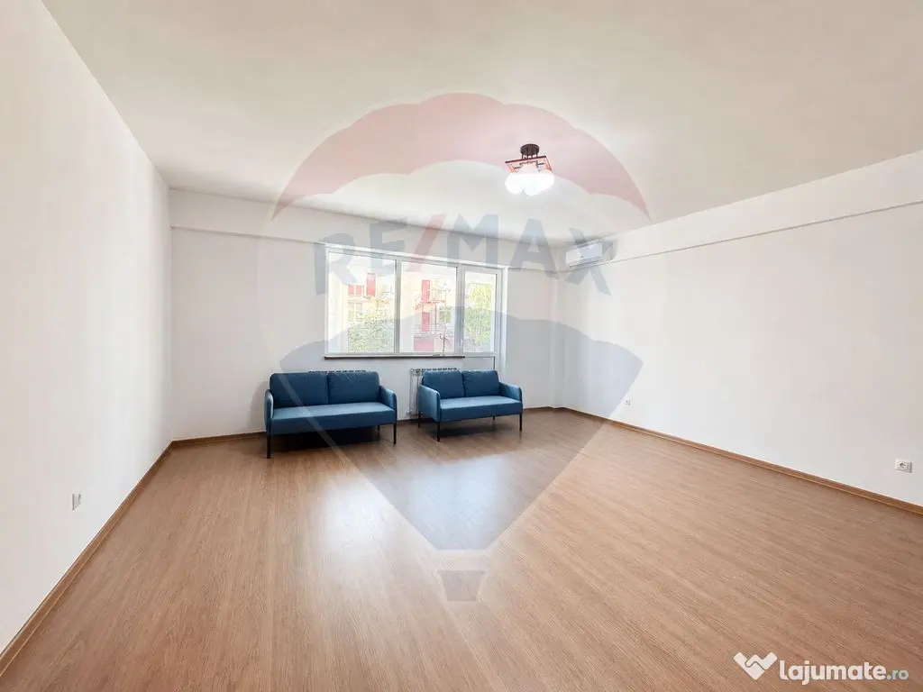 Vilă 314 mp | 6 camere | Curte proprie | Giulești - Pod...