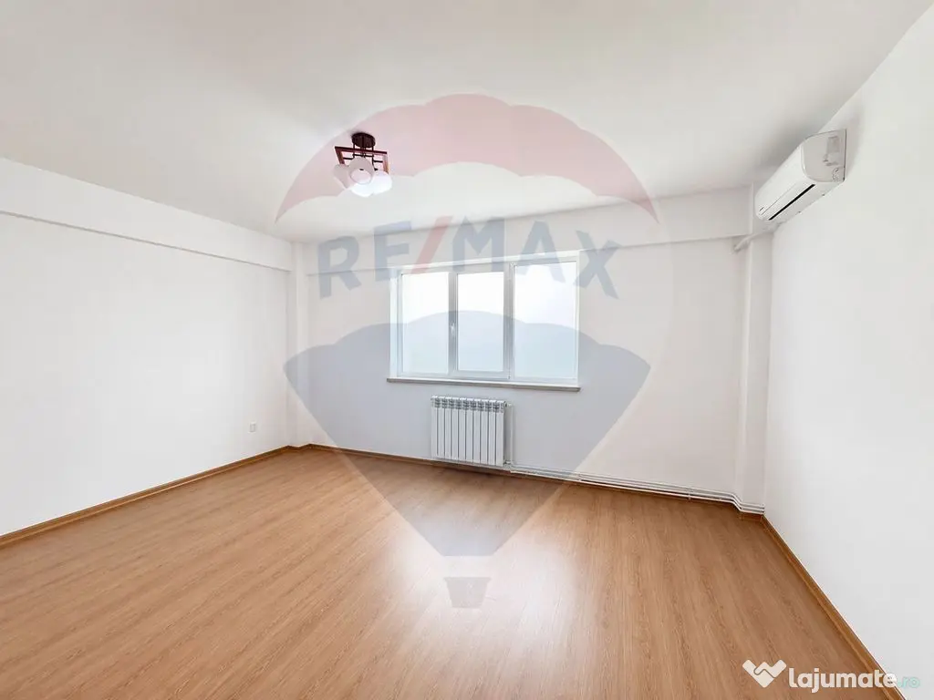 Vilă 314 mp | 6 camere | Curte proprie | Giulești - Pod...