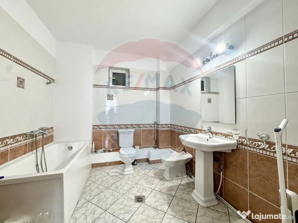 Vilă 314 mp | 6 camere | Curte proprie | Giulești - Pod...