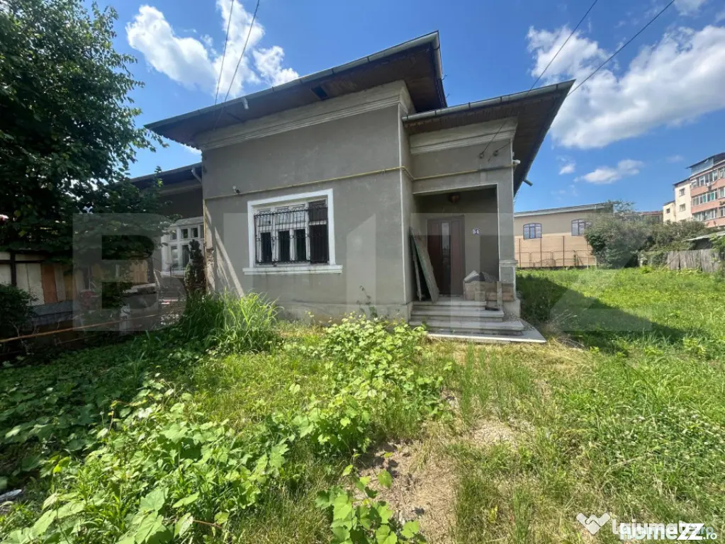 Casa 90 mp, 1100 mp teren, zona Micro 5 , ultracentral