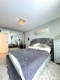 Apartament 2 camere, 50 mp, etaj intermediar, zona VIVO