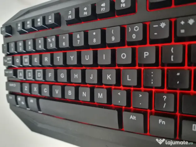 Tastatura gaming Asus in stare foarte buna