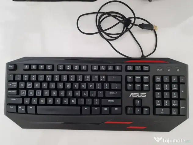 Tastatura gaming Asus in stare foarte buna