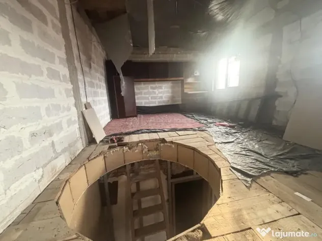 Casa mica de renovat - central