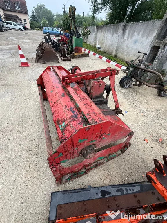 Tocător vegetal / Freză agricolă pentru tractor – lățime aproximativ 1,8 m