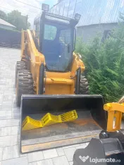 CAT Mini încărcător și mini Excavator
