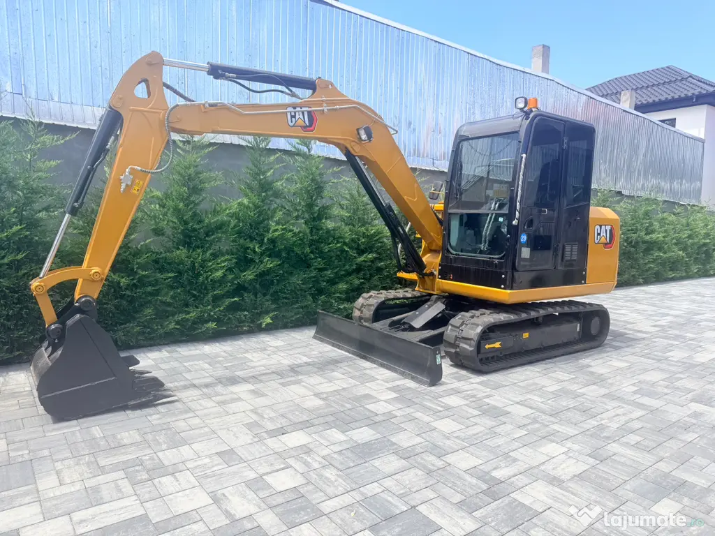CAT Mini încărcător și mini Escavator