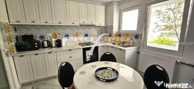 PRIMA INCHIRIERE apartament 3 camere su.80mp. mobilat LUX ut