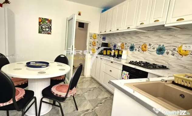 PRIMA INCHIRIERE apartament 3 camere su.80mp. mobilat LUX ut