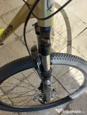 Bicicletă - frâne hidraulice 