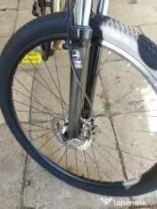 Bicicletă - frâne hidraulice 
