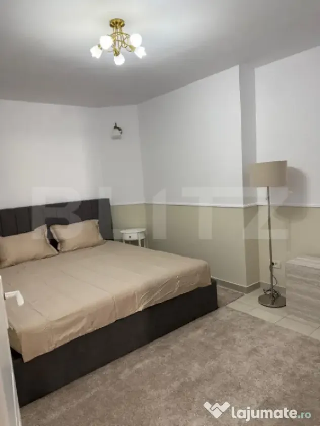Apartament 2 camere, 60 mp, decomandat, zona Complex