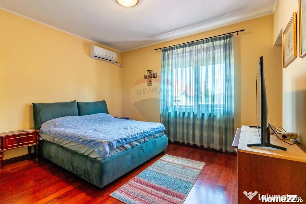 Casă de vânzare | PIPERA/ Teren 3300mp - Voluntari (Bucuresti-Ilfov)