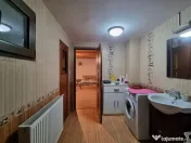Ai un vis? Avem scena! Spațiu de închiriat la casă, curt 