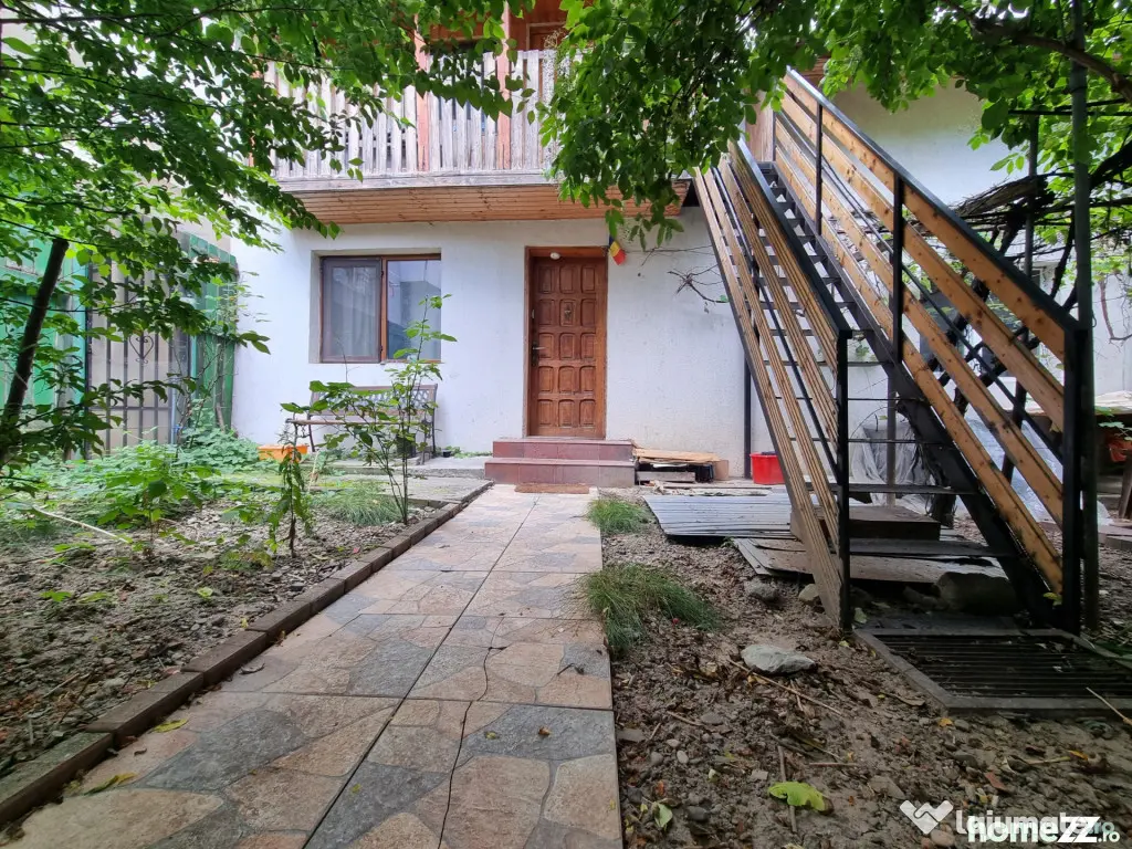 Casa de inchiriat pentru birou/cabinet/salon, curte proprie- - Bacau (Bacau)