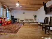 Casa de inchiriat pentru birou/cabinet/salon, curte proprie- 