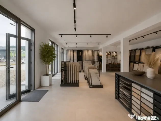 Spațiu comercial, 180 mp, vitrină 30 ml, zona Exterior Sud - Baia Mare (Maramures)
