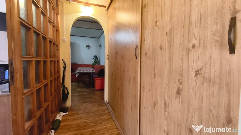 Apartament 3 camere, 2 bai in Deva, zona Gojdu