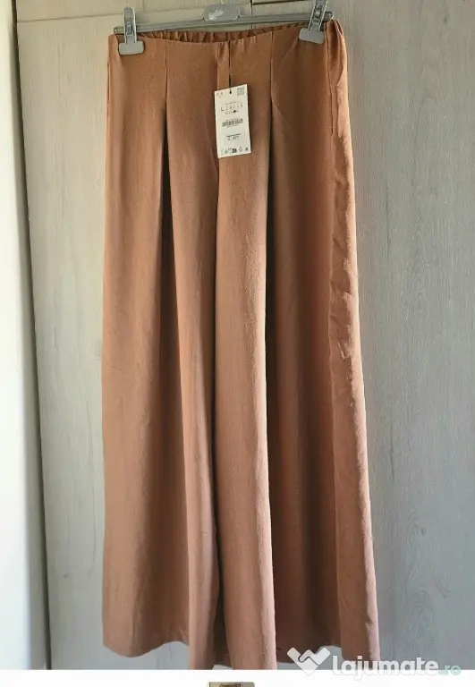 Pantaloni Zara lungi de vara, noi, cu eticheta