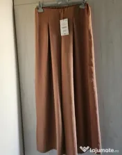Pantaloni Zara lungi de vara, noi, cu eticheta