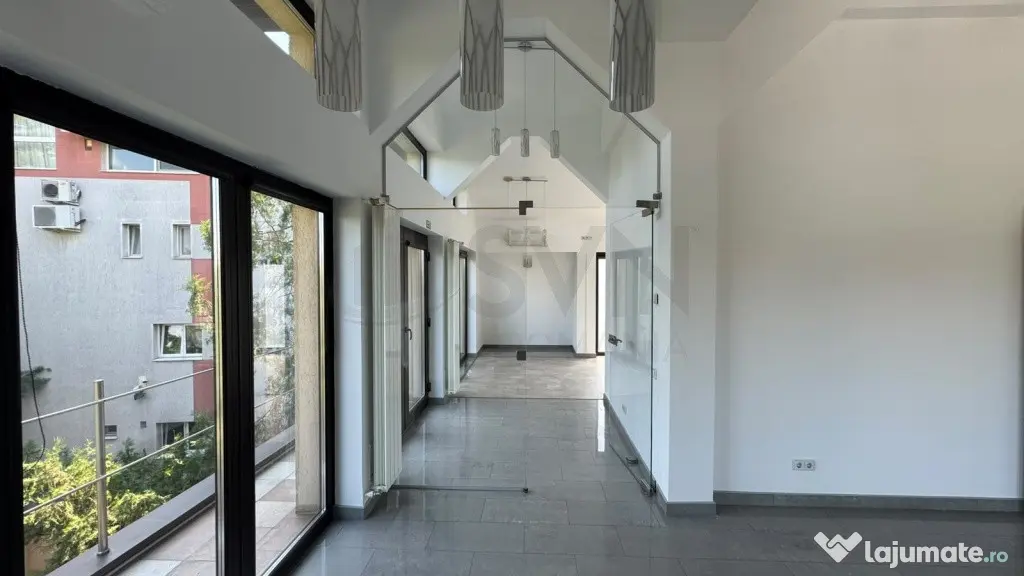 Cladire HoReCa de Inchiriat I Restaurant Complet Echipat ...