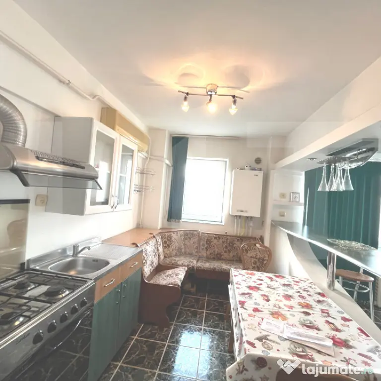 Apartament de 2 camere,etaj 4, Zona Primaverii