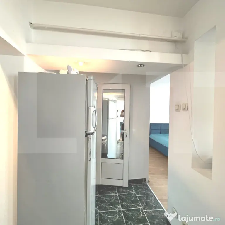 Apartament de 2 camere,etaj 4, Zona Primaverii