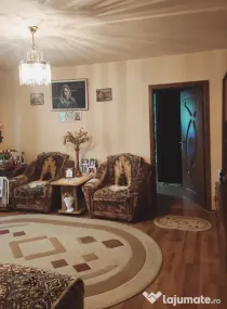 Vând apartament 2 camere la parter cu balcon și beci in Brazda lui Novac