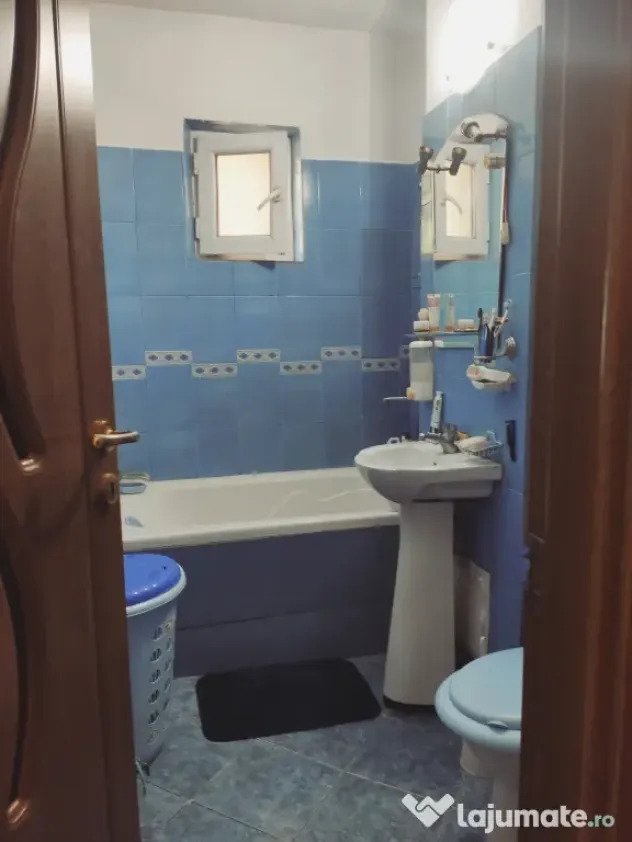 Vând apartament 2 camere la parter cu balcon in Brazda lui Novac