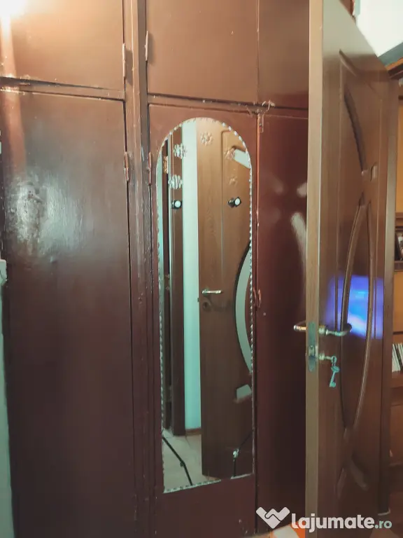 Vând apartament 2 camere la parter cu balcon in Brazda lui Novac