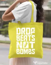 Sacosa din panza Drop beats, not bombs Galben