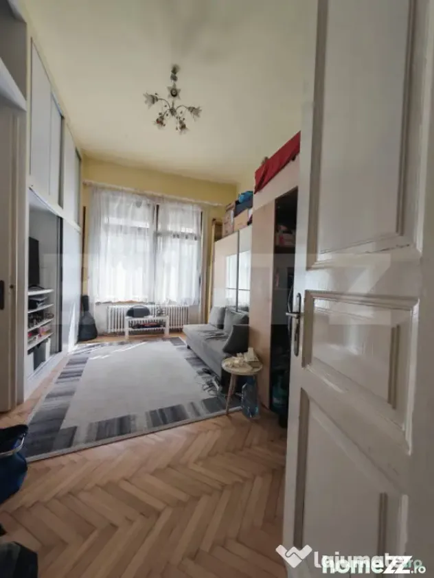 Apartament cu 4 camere circular, 135 mp, zona Piata Maria - Timisoara (Timis)