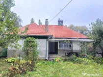 Casă tradițională din lemn – refugiul perfect într-o o
