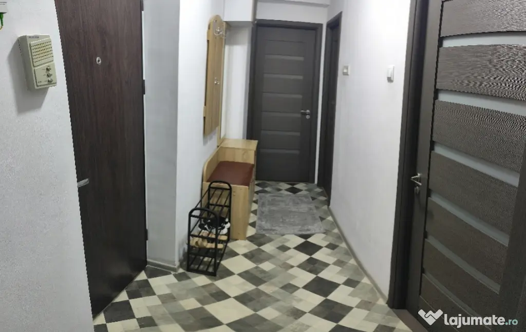 Apartament 2 camere zona gară Constanta