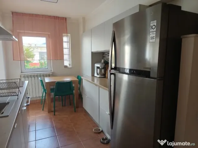 Republicii, 2 camere, decom., etaj 1