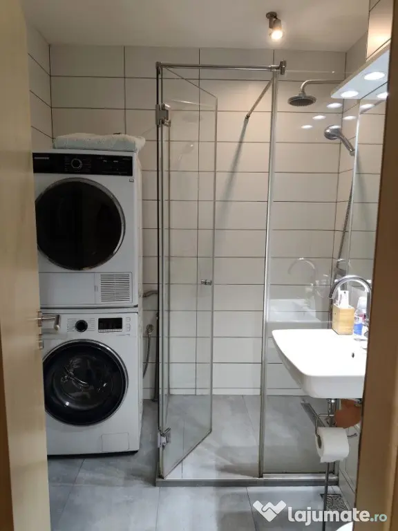 Republicii, 2 camere, decom., etaj 1