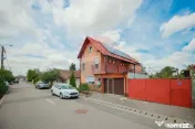 Casă / Vilă cu 5 camere de vânzare, Cartier Episcopia
