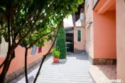Casă / Vilă cu 5 camere de vânzare, Cartier Episcopia