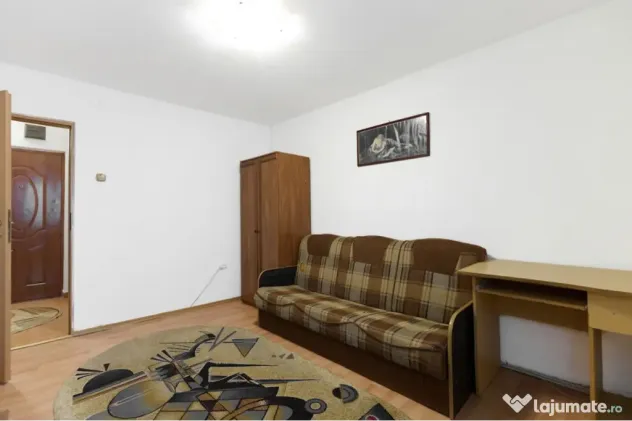 Apartament 2 camere decomandat parter Războieni