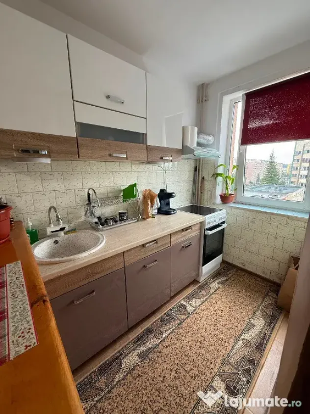 Garsoniera semidecomandata | etaj intermediar | Zona Astra