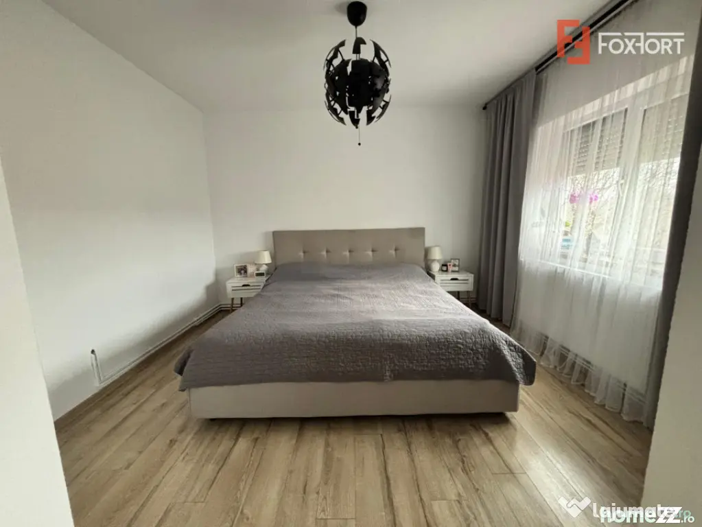 Apartament cu 5 camere, 95 mp utili - zona Fortuna - Arad (Arad)