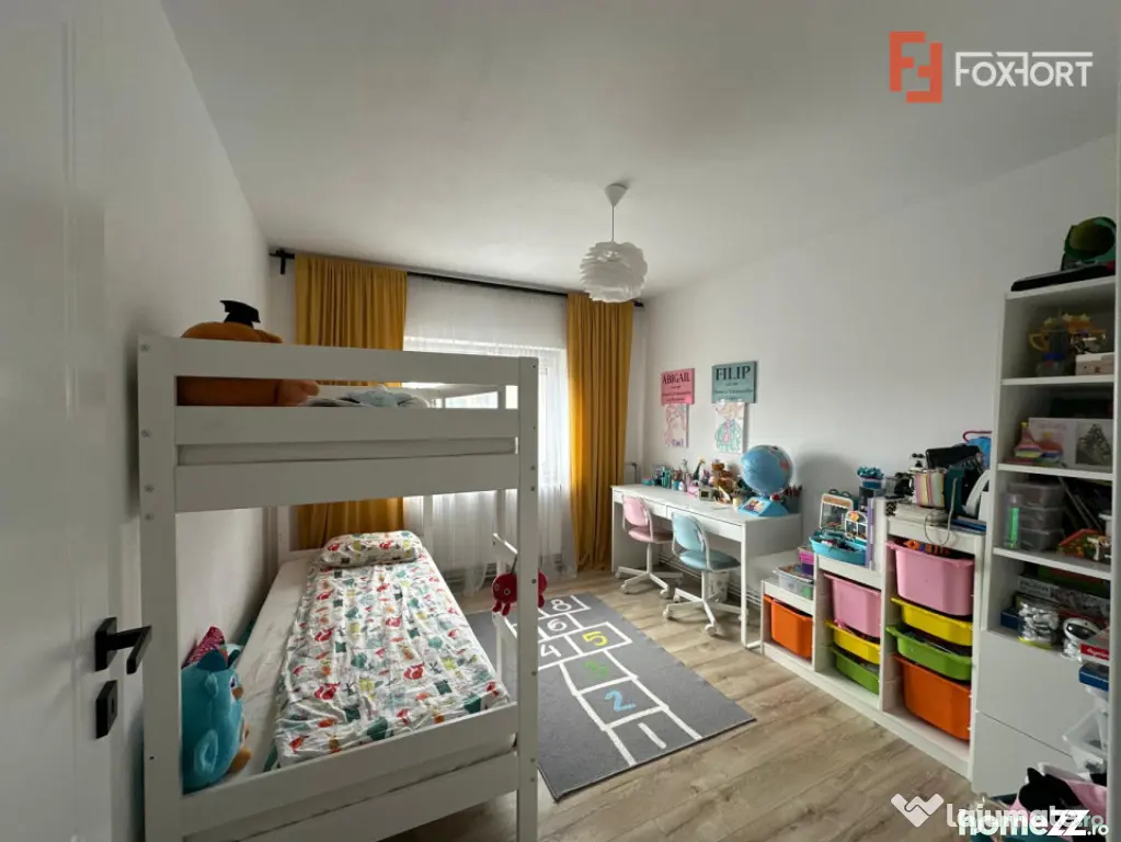 Apartament cu 5 camere, 95 mp utili - zona Fortuna - Arad (Arad)