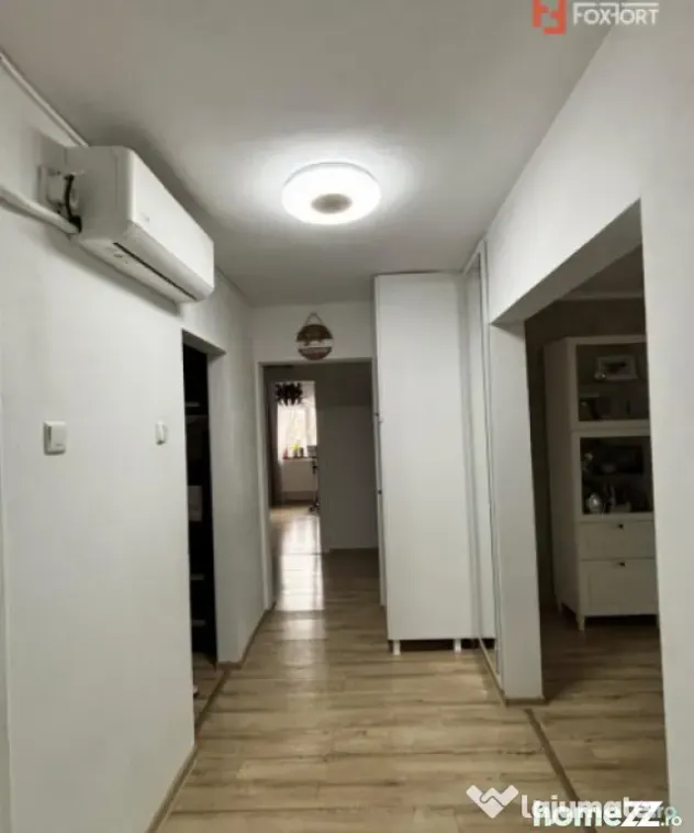 Apartament cu 5 camere, 95 mp utili - zona Fortuna - Arad (Arad)