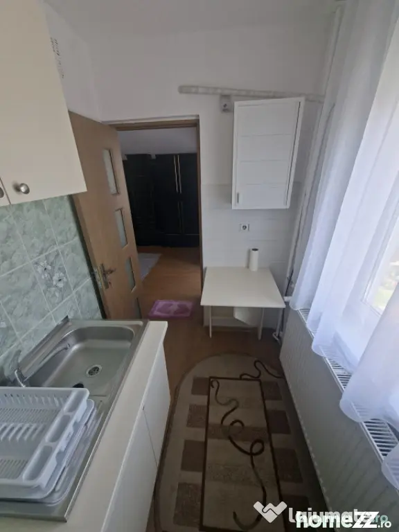 Garsonieră, mobilată si utilată, Rovine - Craiova (Dolj)