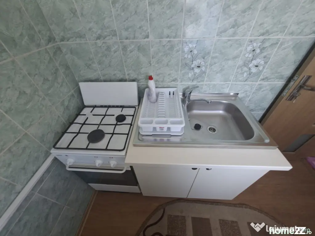 Garsonieră, mobilată si utilată, Rovine - Craiova (Dolj)