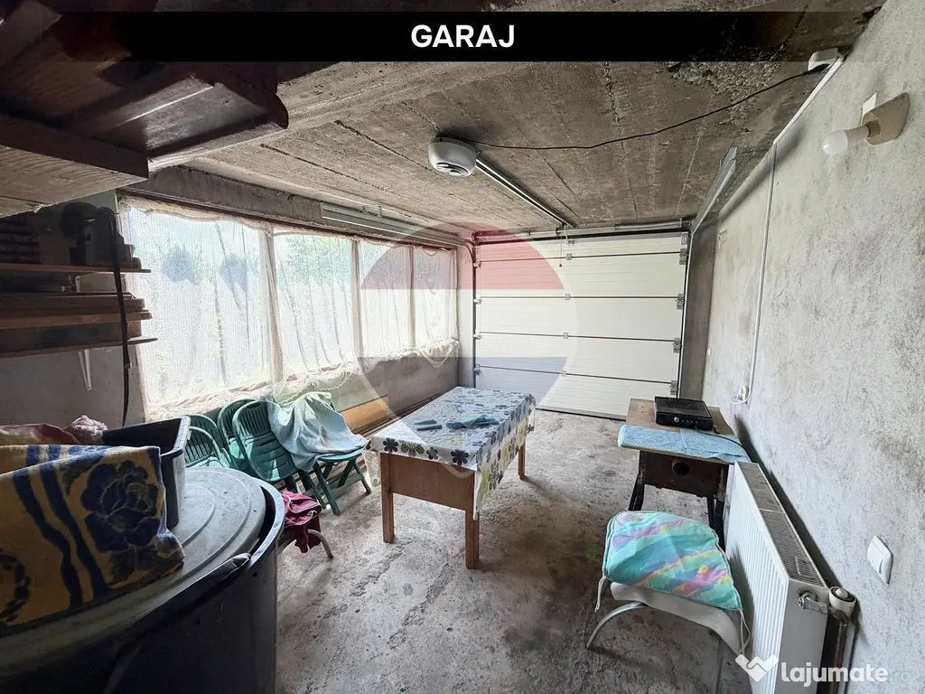 CASA cu priveliste si teren pe Valea Borcutului