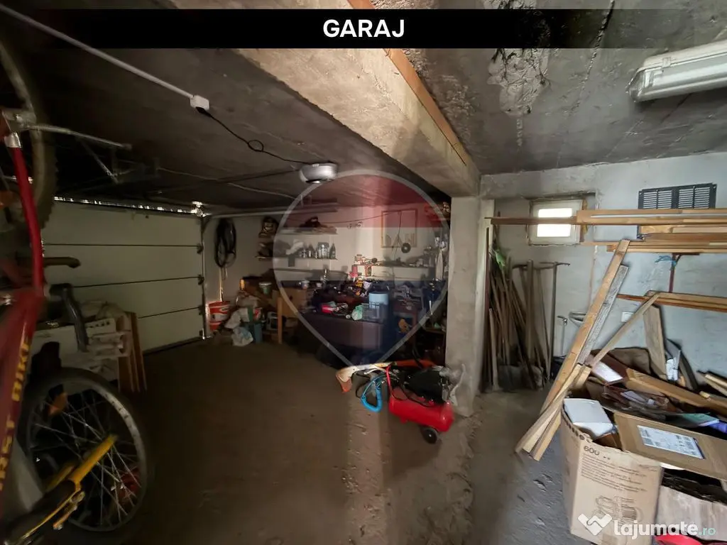 CASA cu priveliste si teren pe Valea Borcutului