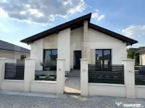 Casă individuală, 105 mp, teren 380 mp, zona Micești