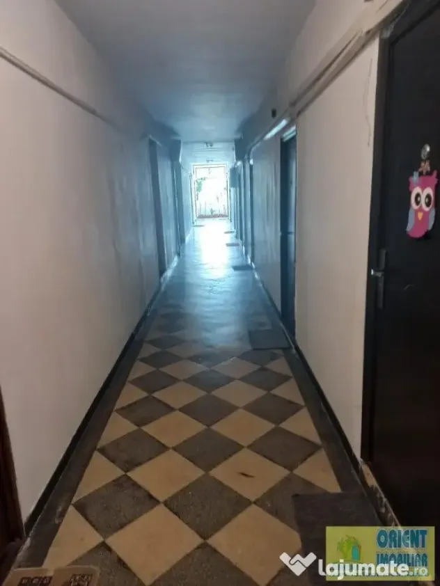 Abator, garsoniera de vanzare, etaj 3, mobilata
