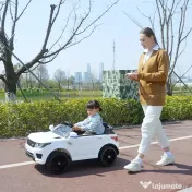 HOMCOM Mașinuță Electrică pentru Copii cu Motor Dublu, Suspensie și Telecomandă, 110x68x52 cm, Alb 